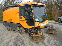 Kehrmaschine - Straman Kehrmaschine - Straman